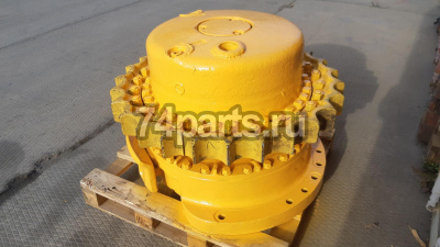 Бортовой редуктор KOMATSU D155A-5 левая