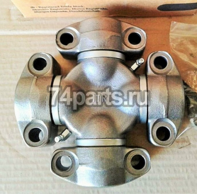 17A-20-11211, 17A-20-11300 крестовина кардана применяются на бульдозере KOMATSU D155A, D155А-5
