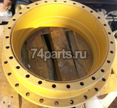 208-27-61190 корпус редуктора KOMATSU PC400-6