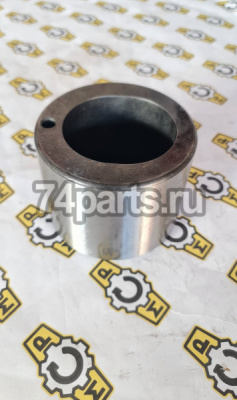 17A-50-12431 втулка komatsu D155A5